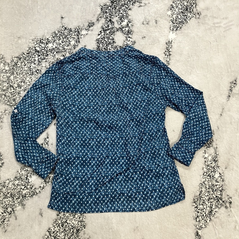 Carve Designs Blue Printed Popover Blouse Women's Size Small Roll Tab Sleeve - Picture 6 of 11